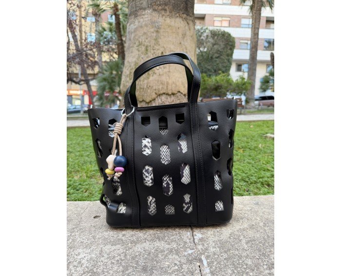 bolso calado negro