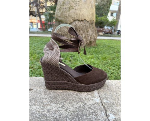 Alpargatas caf&eacute;