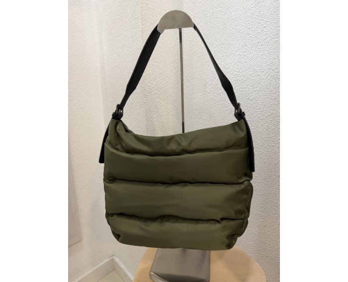 bolso acolchado verde