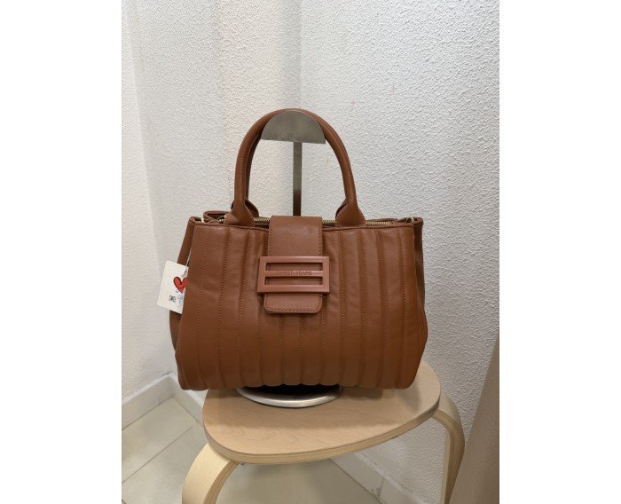 bolso camel