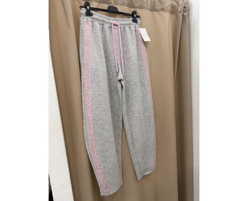 pantalon gris rosa