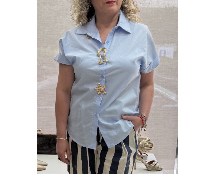 camisa celeste