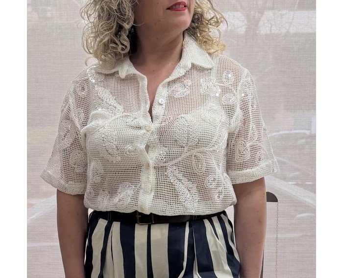 camisa blanca
