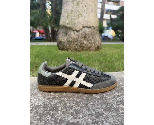 zapatilla verde pit&oacute;n corina