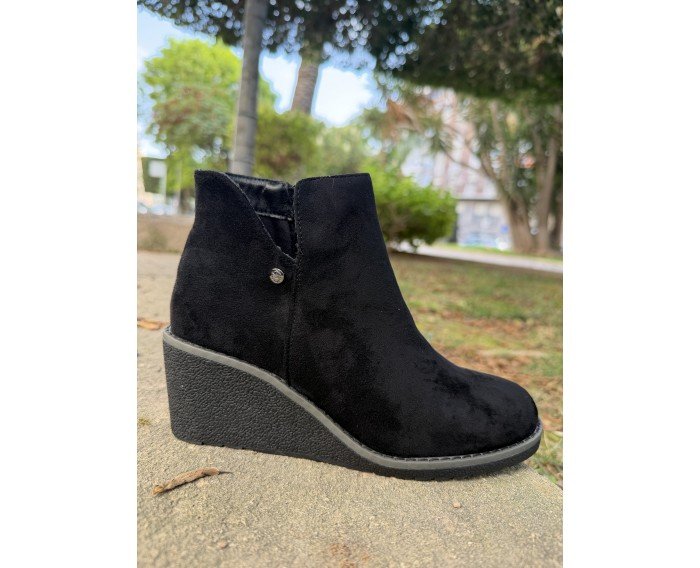 Botin con cuña mysoft negro 26M772