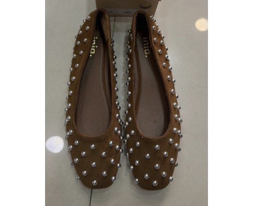 Bailarina camel tachas