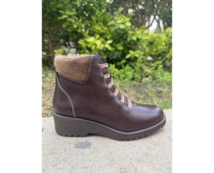 botin marron valeria´s 2840