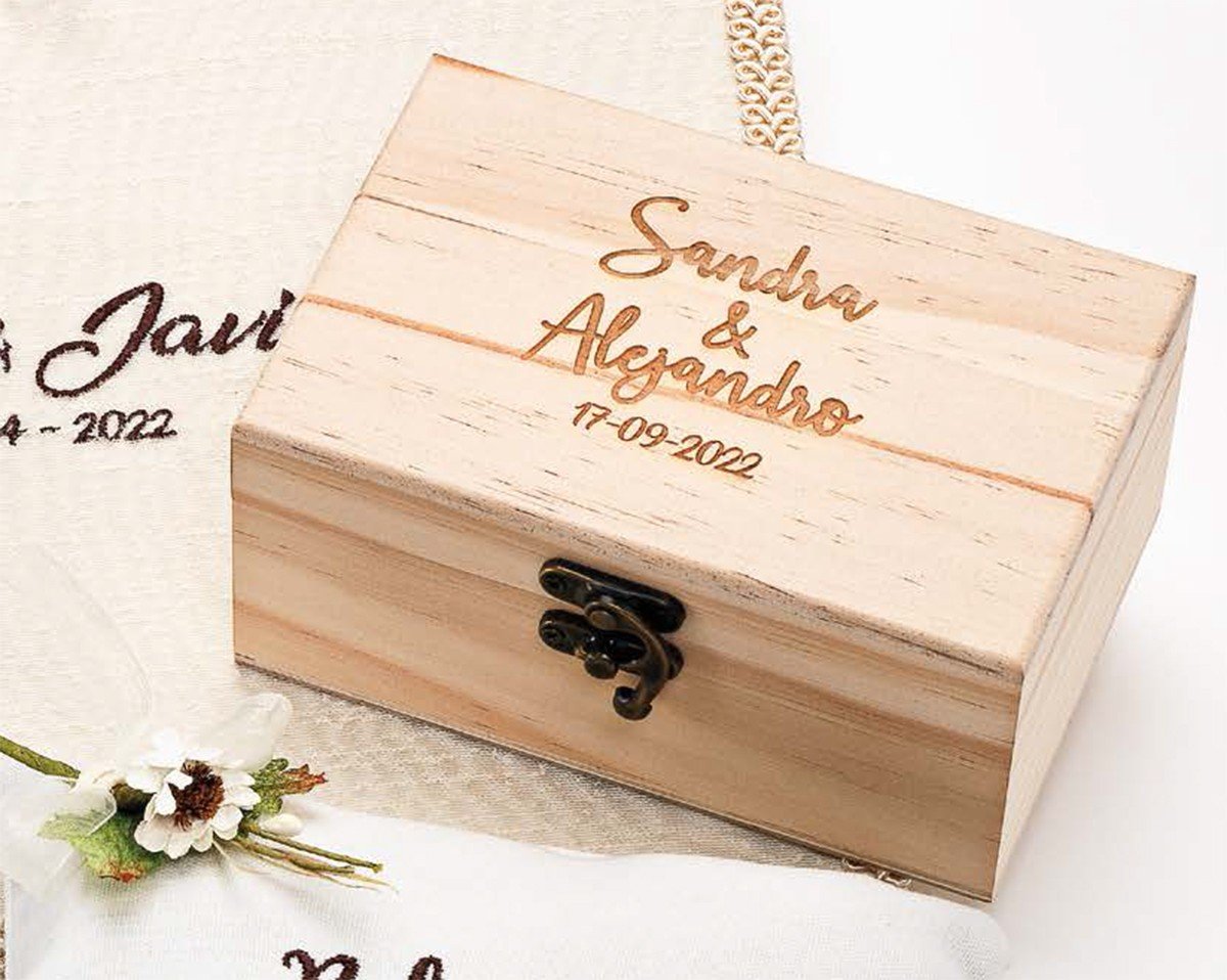 Decora tu boda con cajas de madera