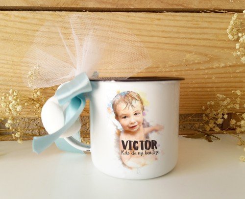 taza metal nacimiento