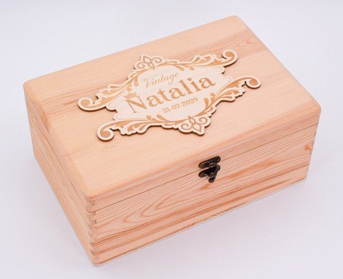 Ba&uacute;l madera cenefa personalizada
