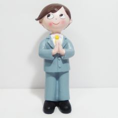 niño corbata amarilla