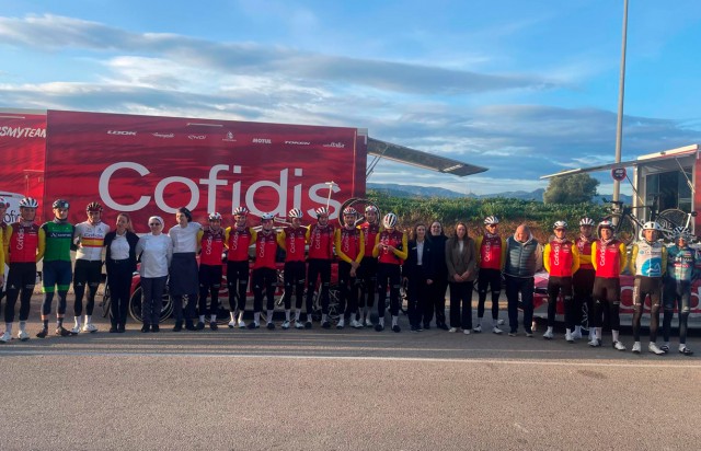 ciclistas_hotelasalamarina01.jpg