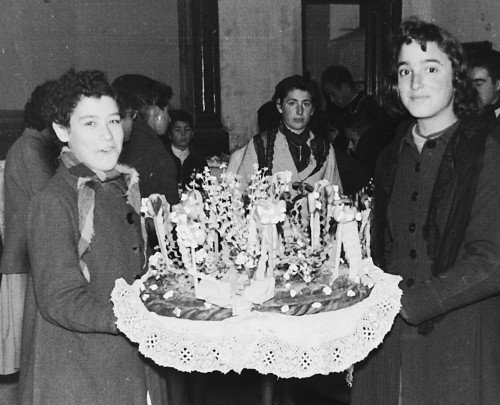 Tortas en la Sacristia 1957