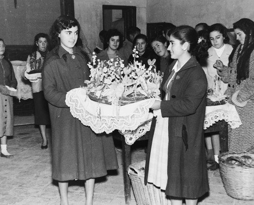 Tortas en la Sacristia 1957