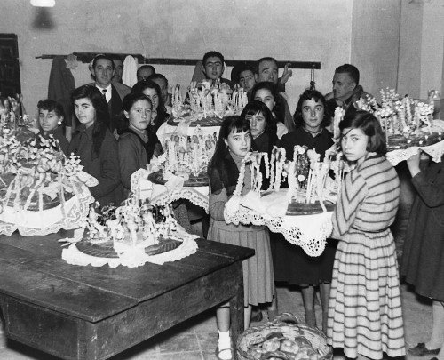 Tortas en la Sacristia 1957