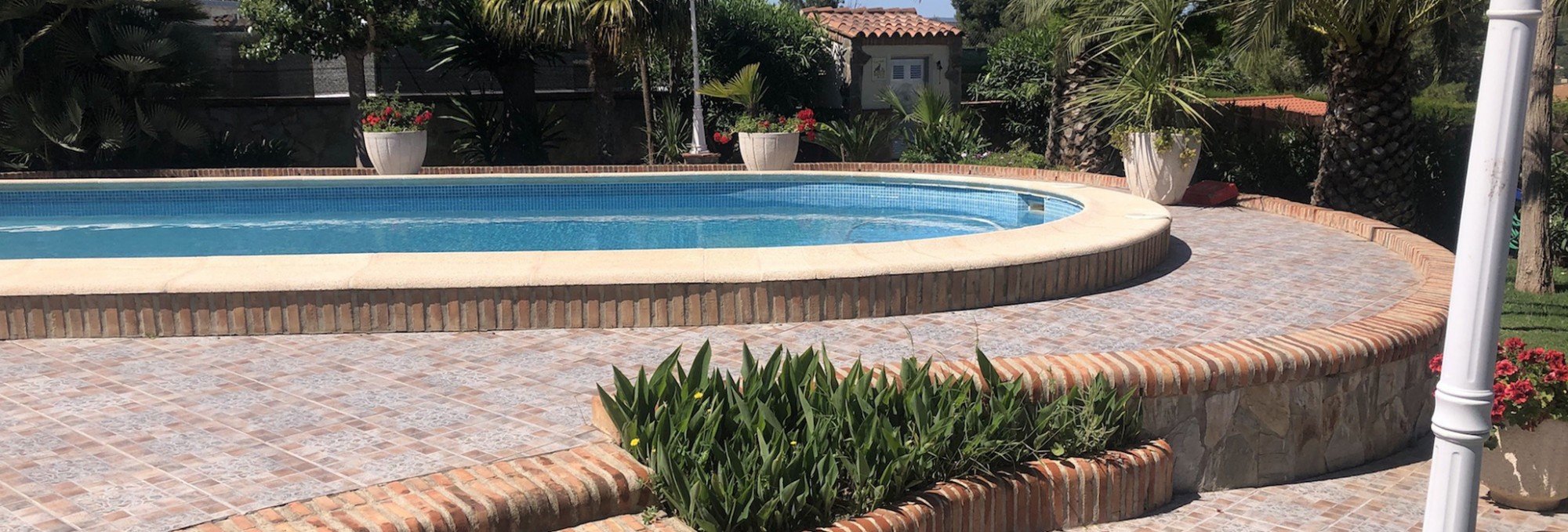 PISCINAS :: Climar Construcciones::