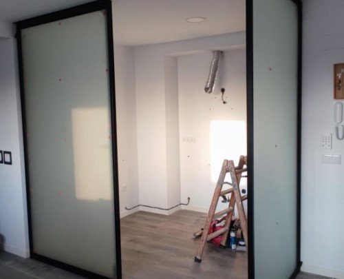 Cerramiento separación cocina comedor