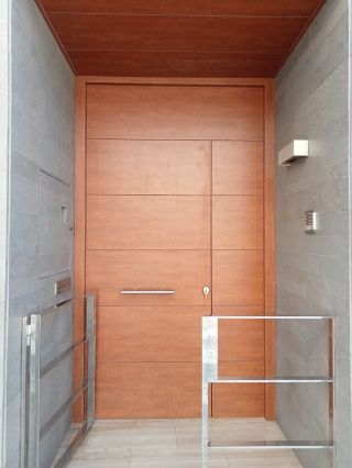PUERTAS
