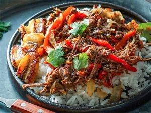 Ropa vieja cubana