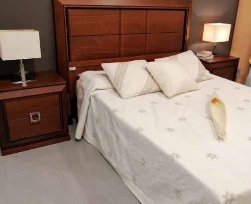 Dormitorio clasico Cerezo