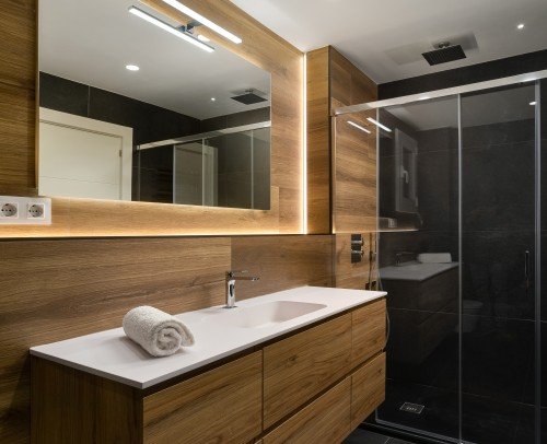 Bathroom design in wood finish