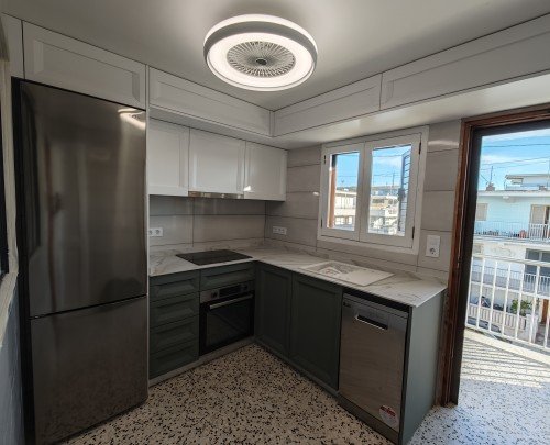 Cocina Modelo Katherina Lacado Verde combinado con Blanco