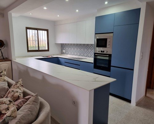 Cocina Modelo Berna Azul Ahumado 