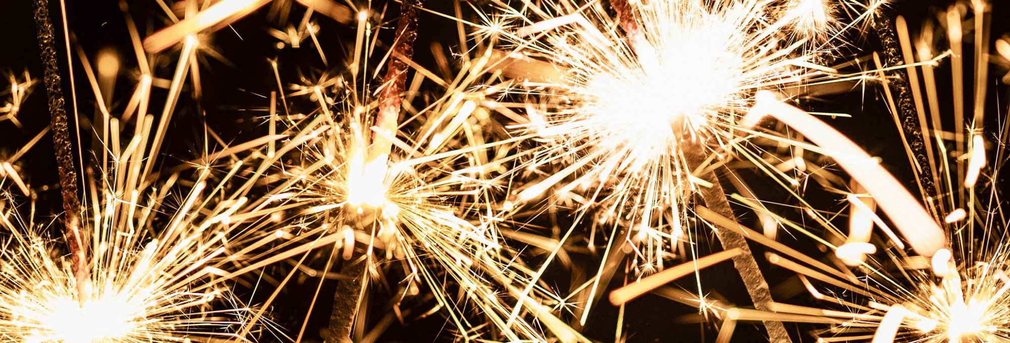 HOY POR HOY :: PIROTECNIA FERRANDEZ :: Fabricación y Montaje de espectáculos Pirotécnicos