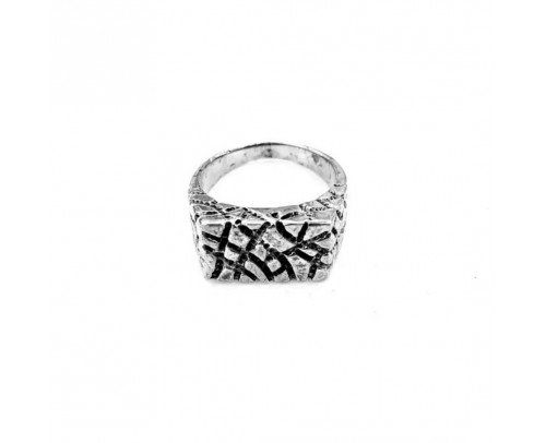 Anillo de plata envejecido