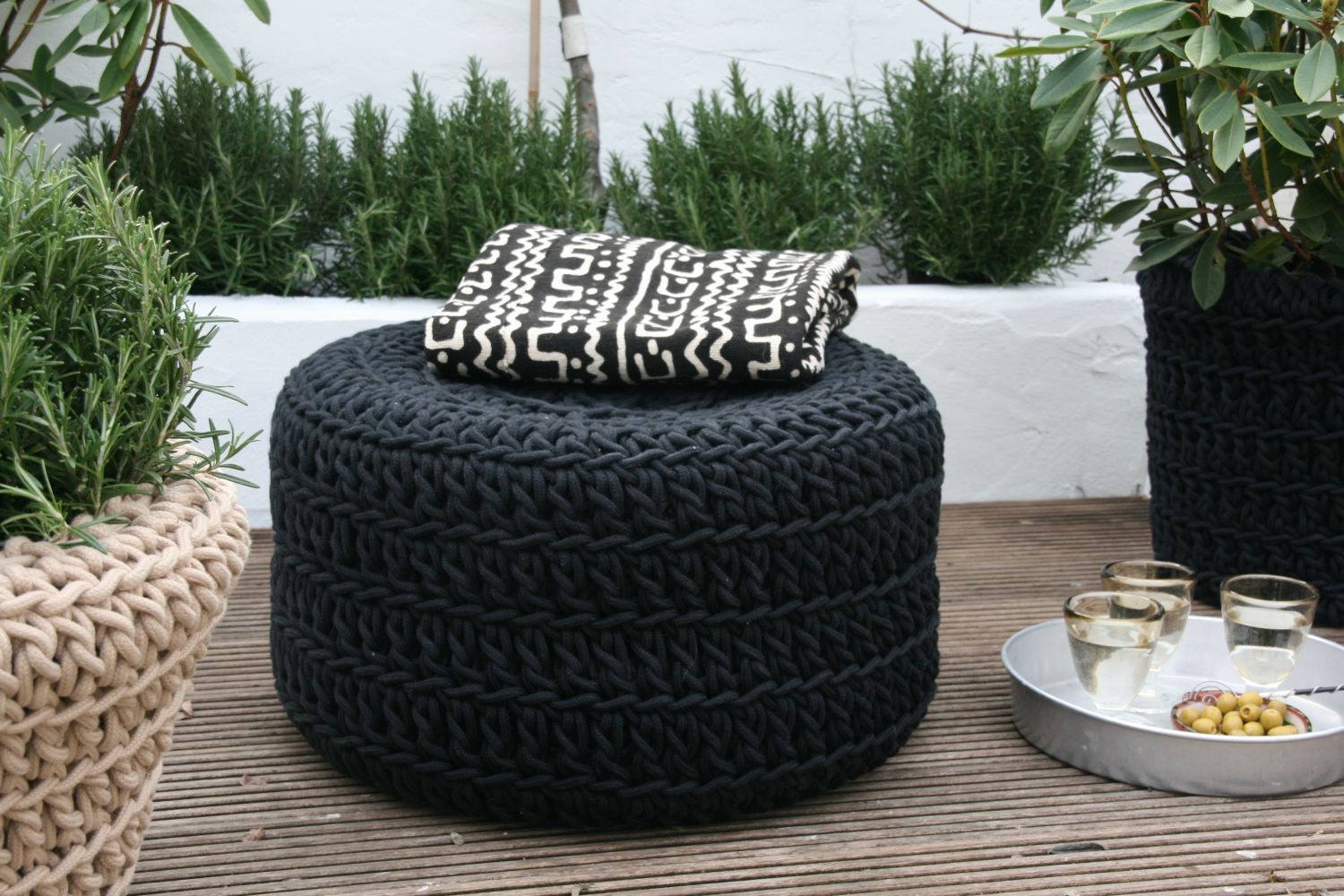 Puff exterior ACCESORIOS M2 ARQUITECTURA. Gestión