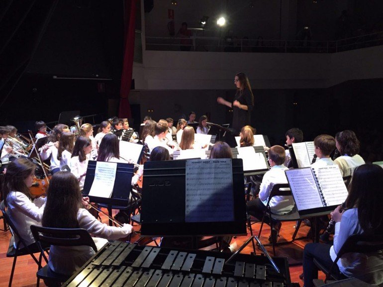 EL LICEU CON LA UMMI Y TODAS SUS AGRUPACIONES CIERRAN LA TEMPORADA 2.016-17 CON GRANDES EVENTOS. banda-cracks.jpg